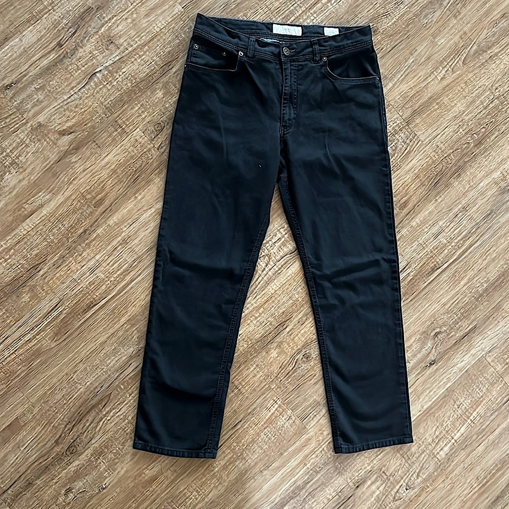 Men’s - Brax Feel Good - Black Lightweight 5 Pocket Denim - 33” Waist.